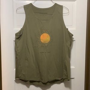 XL Life is Good olive tank